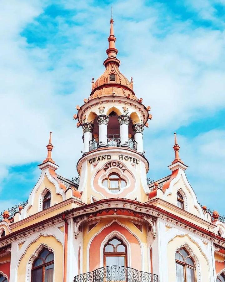 Astoria Grand Hotel Орадя Экстерьер фото