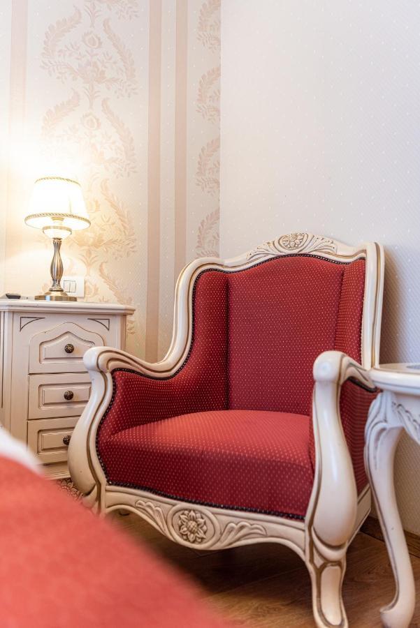 Astoria Grand Hotel Орадя Экстерьер фото