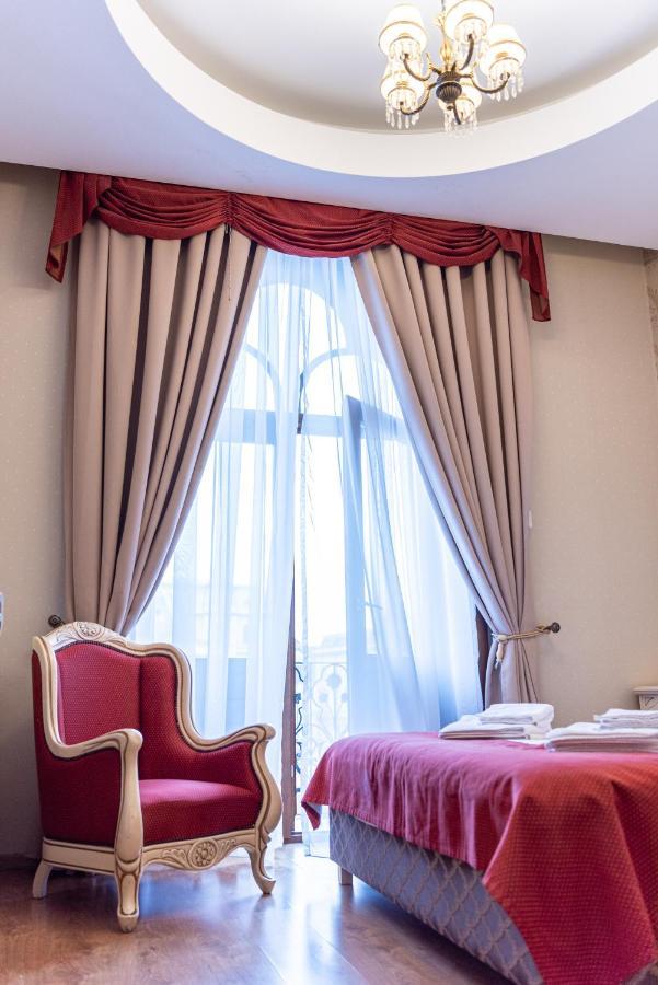 Astoria Grand Hotel Орадя Экстерьер фото