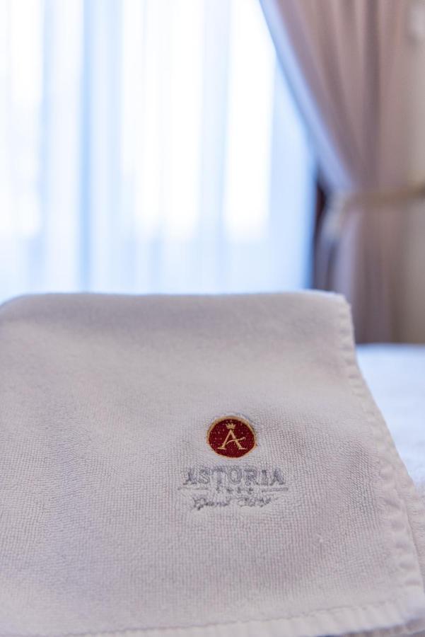 Astoria Grand Hotel Орадя Экстерьер фото