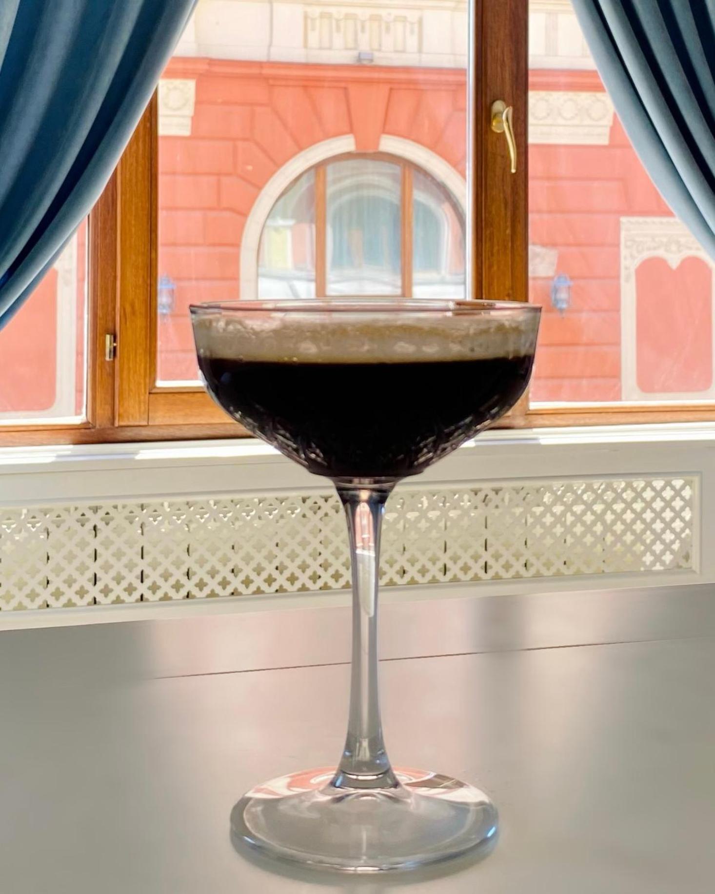 Astoria Grand Hotel Орадя Экстерьер фото