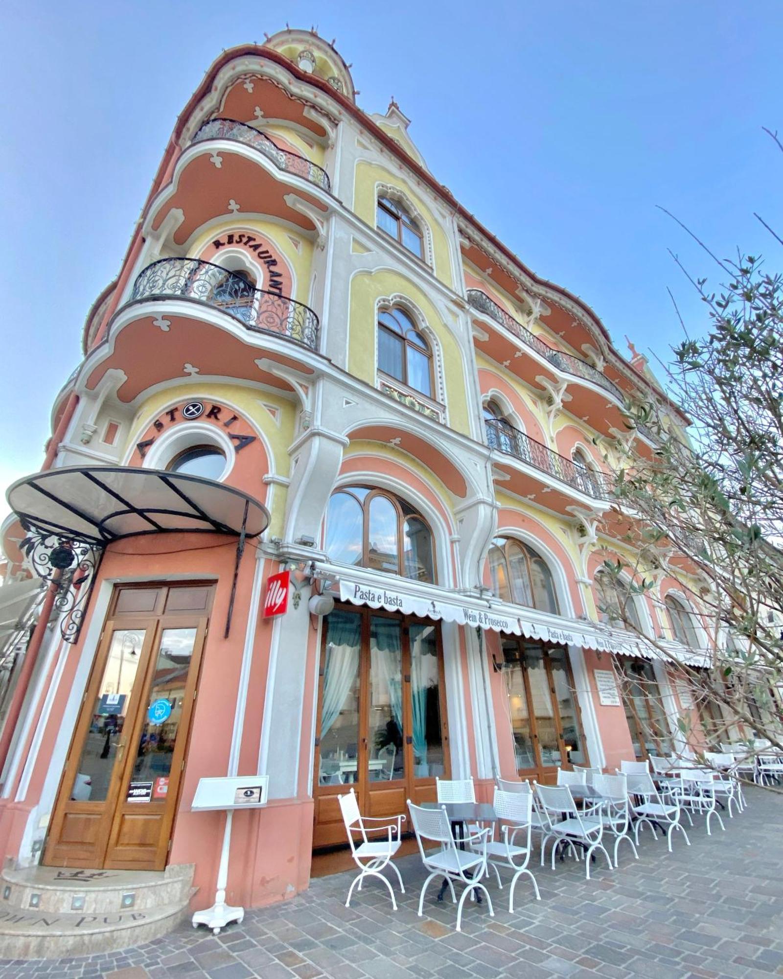 Astoria Grand Hotel Орадя Экстерьер фото